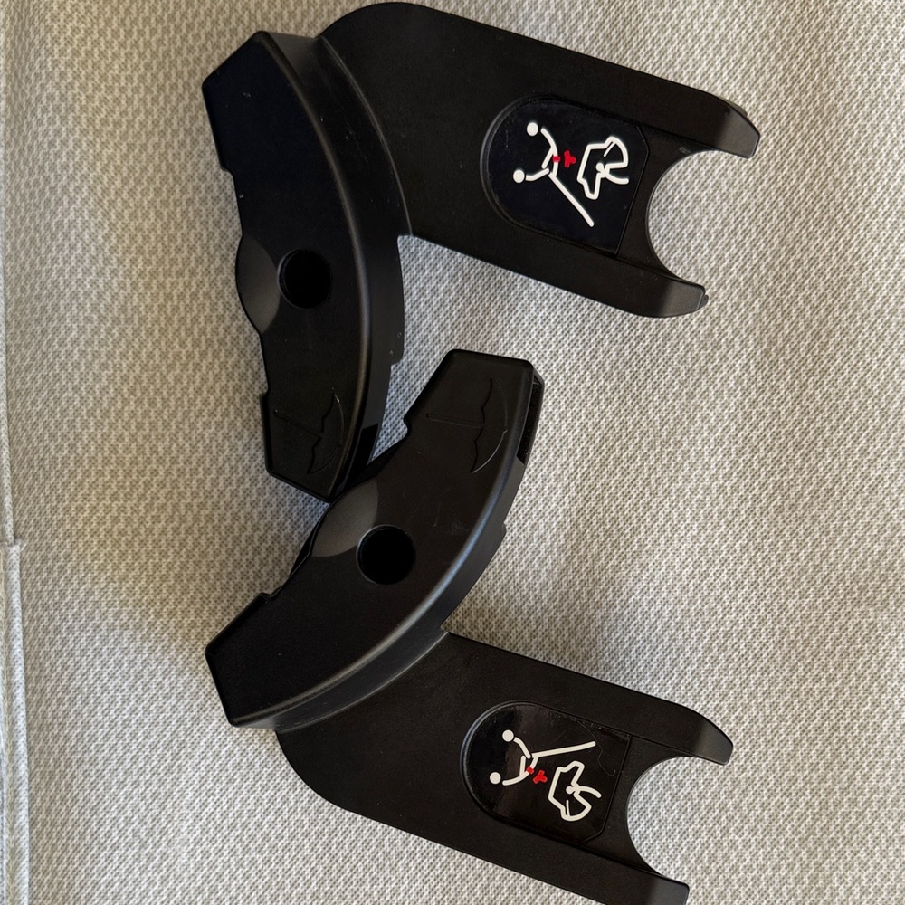 BabyZen Yoyo Car Seat Adapter Clips compatible with Nuna Pipa car seat